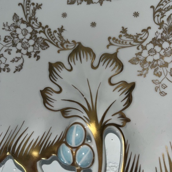 MCM Vintage White RPM Gold Glit Scroll Trimmed Leaf Dish Painted Blue Victorian - Picture 7 of 11
